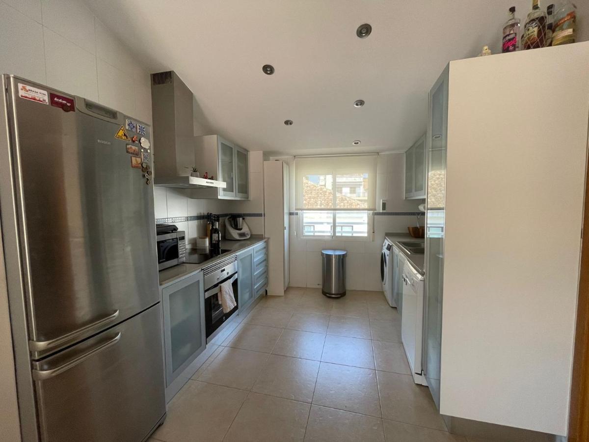 Downtown Host Apartment Valencia Ngoại thất bức ảnh