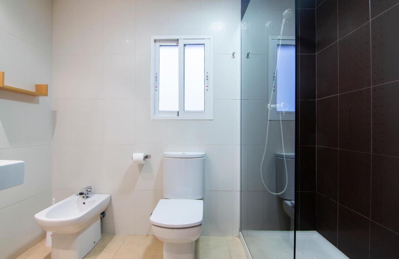 Downtown Host Apartment Valencia Ngoại thất bức ảnh