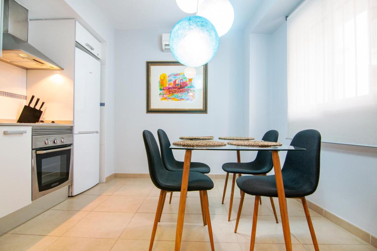Downtown Host Apartment Valencia Ngoại thất bức ảnh