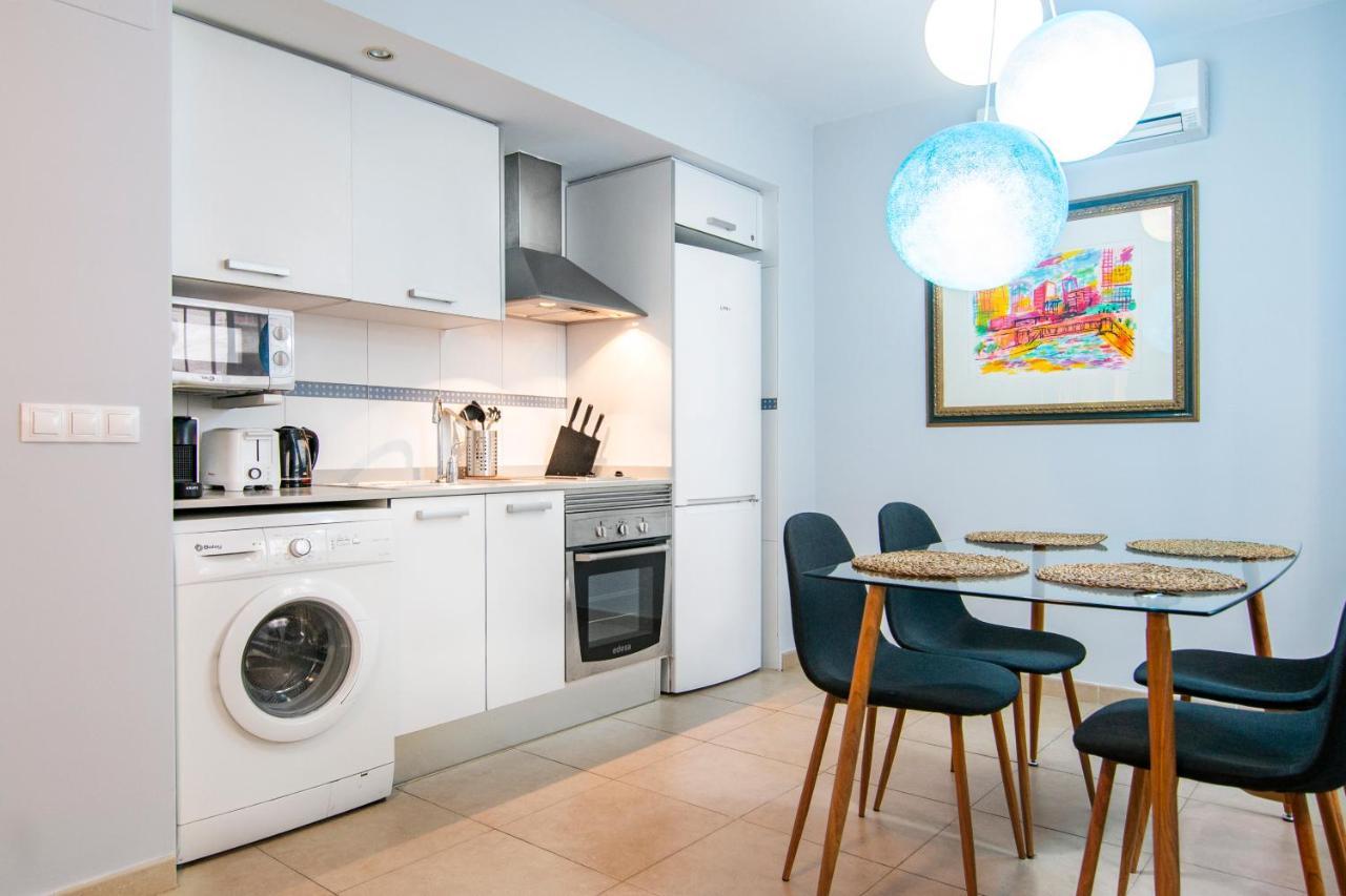 Downtown Host Apartment Valencia Ngoại thất bức ảnh