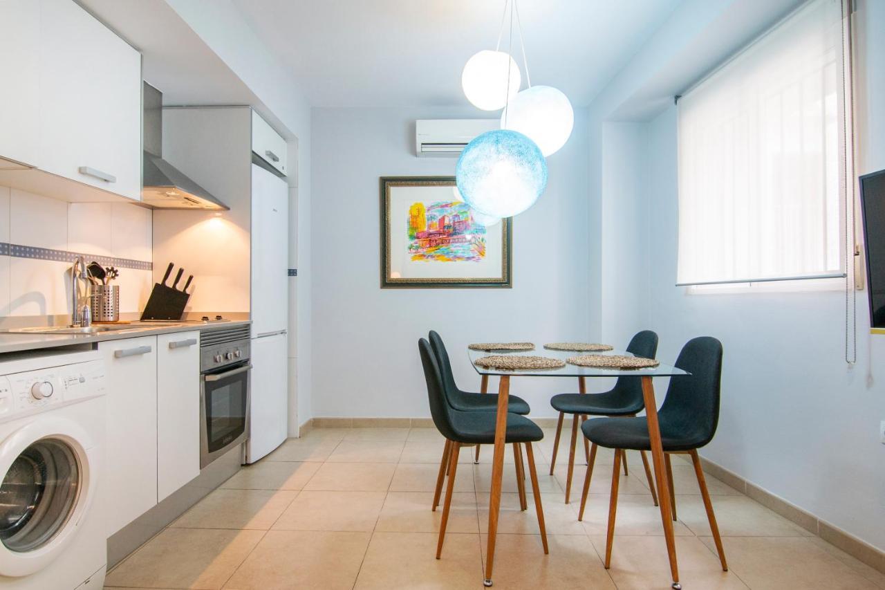 Downtown Host Apartment Valencia Ngoại thất bức ảnh
